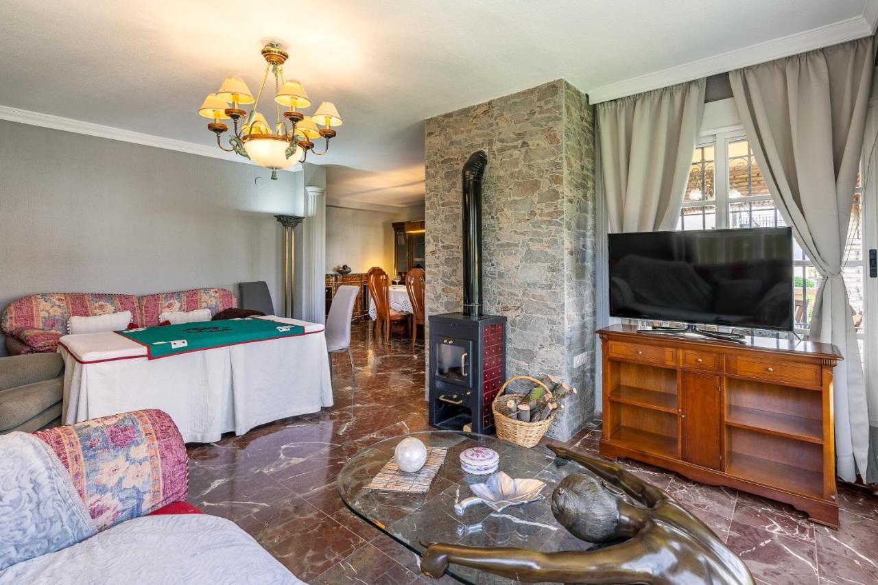 Cypress House Villa La Zubia  Eksteriør billede